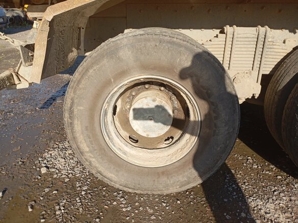 2022 IVECO-Hongyan 6x4 (CQ3346), жёлтый, 1222650 рублей - вид 14