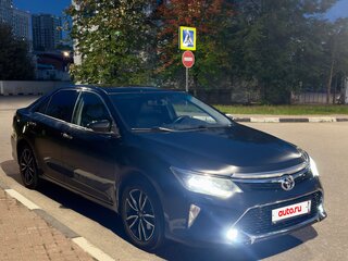 2017 Toyota Camry VII (XV50) Рестайлинг 2, чёрный, 1890000 рублей, вид 1