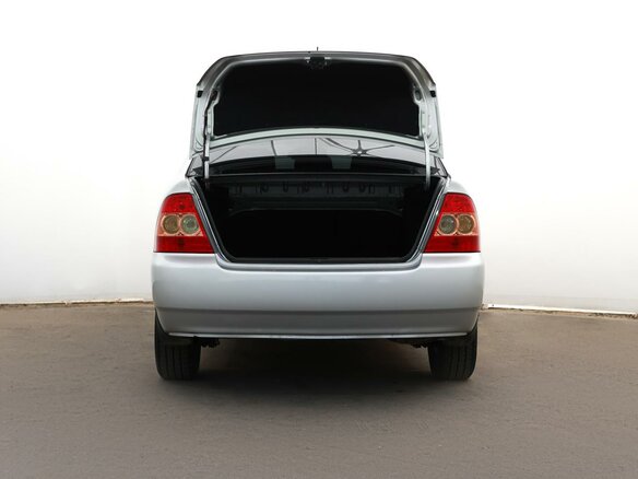 2006 Toyota Corolla IX (E120, E130) Рестайлинг, серебристый - вид 5