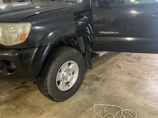 2005 Toyota Tacoma II, чёрный, 2650000 рублей, вид 5
