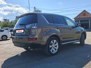 2010 Mitsubishi Outlander II Рестайлинг, коричневый, 1660000 рублей, вид 5