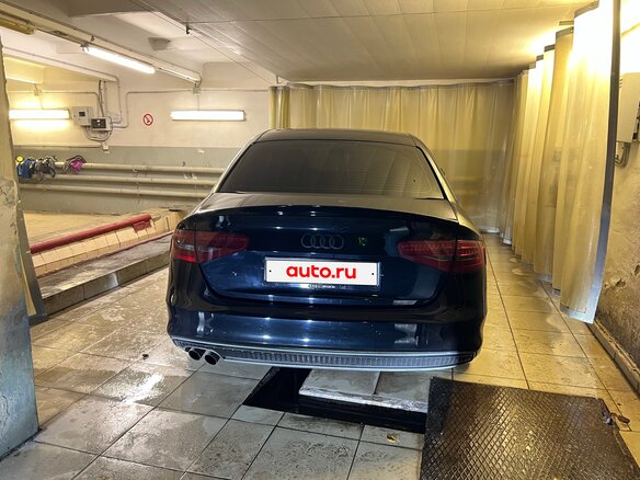 2014 Audi A4 IV (B8) Рестайлинг, чёрный, 1800000 рублей - вид 8