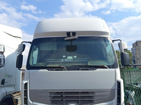 2011 Renault Premium, белый, 2000000 рублей