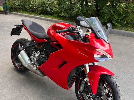 2017 Ducati Supersport, красный, 890000 рублей, вид 2