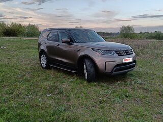 2017 Land Rover Discovery V, серый, 2900000 рублей, вид 3