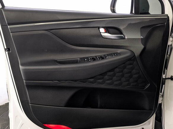 2022 Hyundai Santa Fe IV Рестайлинг, белый, 3625000 рублей - вид 18