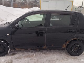 2006 Toyota Passo I (C10), чёрный, 320000 рублей, вид 3