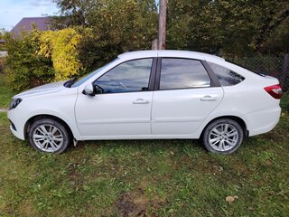 2018 Lada (ВАЗ) Granta I Рестайлинг, белый, 980000 рублей, вид 5