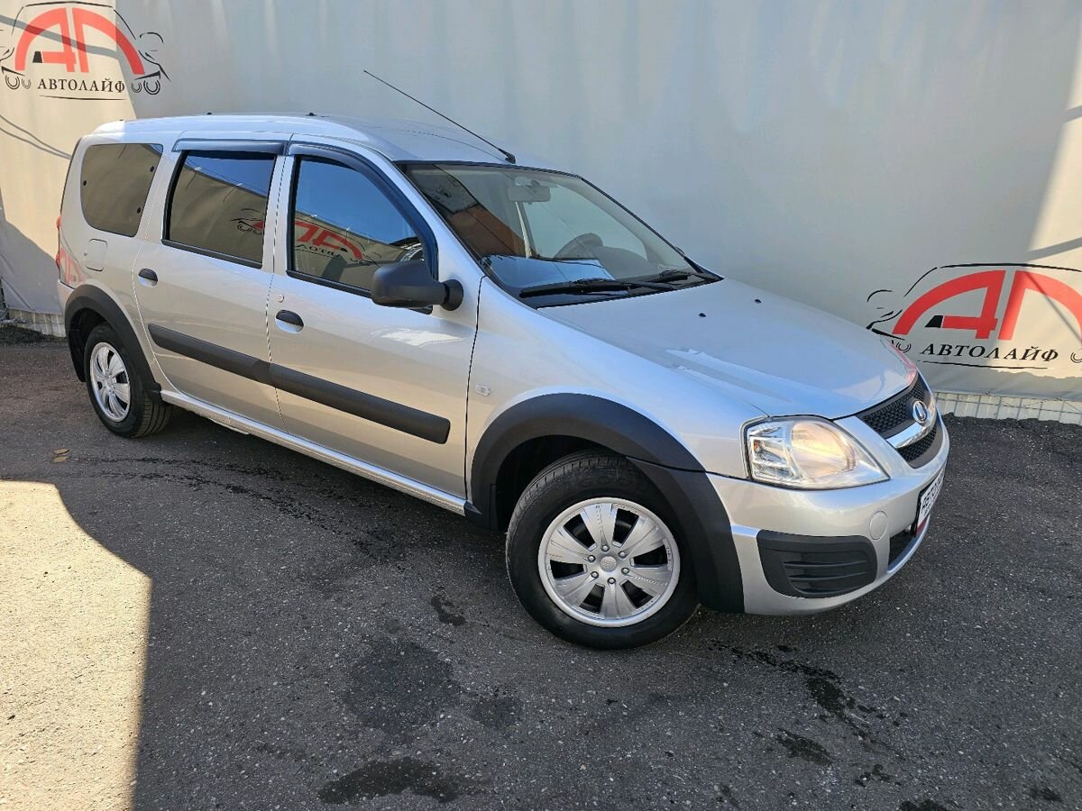 Открыть фотографии: Lada (ВАЗ) Largus I