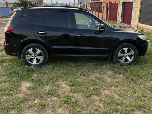 2011 Hyundai Santa Fe II Рестайлинг, чёрный, 1300000 рублей - вид 3