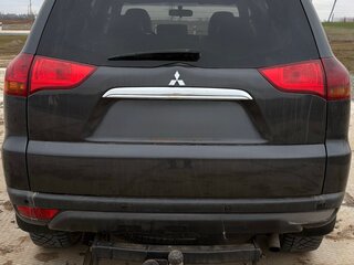 2010 Mitsubishi Pajero Sport II, серый, 1800000 рублей, вид 4