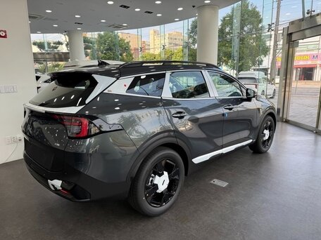 2026 Kia Sportage V Рестайлинг, серый, 3970000 рублей, вид 2