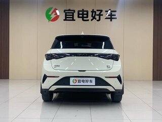 2025 BYD Dolphin 45.12 kWh I Рестайлинг, белый, 1700000 рублей, вид 2