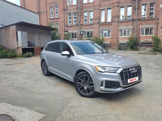 2022 Audi Q7 45 TFSI II (4M) Рестайлинг, серый, 5700000 рублей, вид 1