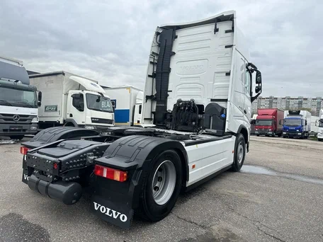 2024 Volvo FH, белый, 15490000 рублей, вид 5