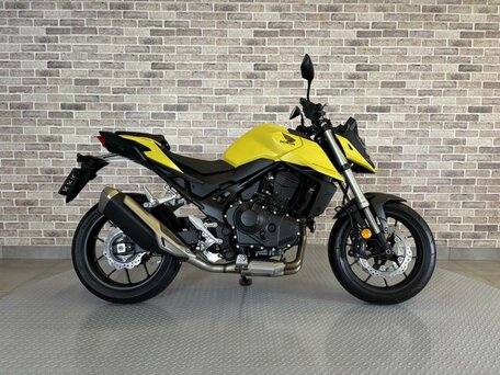 2023 Honda CB 750, жёлтый, 995000 рублей, вид 1