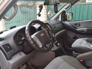 2008 Hyundai Grand Starex I, серый, 1200000 рублей, вид 5