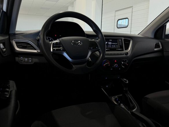 2020 Hyundai Solaris II Рестайлинг, белый - вид 8