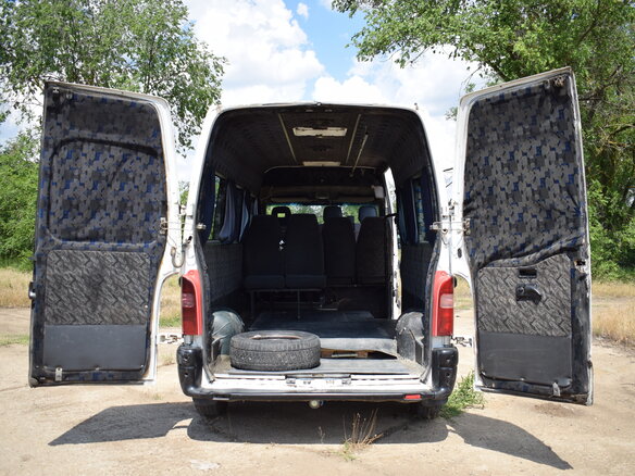 2000 Renault Master, белый, 950000 рублей - вид 9