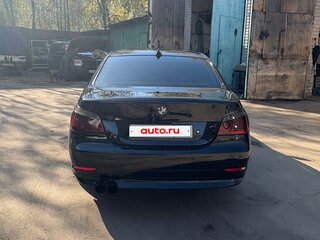 2004 BMW 5 серии 530d V (E60/E61), чёрный, 1350000 рублей, вид 5