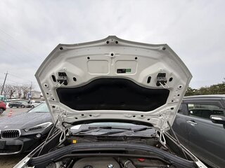 2016 BMW X1 18i sDrive II (F48), белый, 1500000 рублей, вид 3