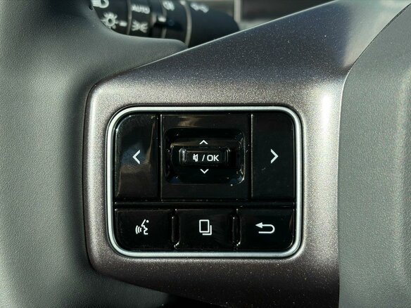 2026 Toyota RAV4 VI (XA60), белый, 5070000 рублей - вид 16