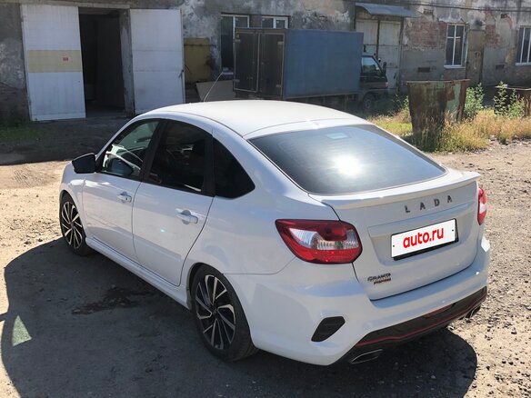 2023 Lada (ВАЗ) Granta Sport I Рестайлинг, белый, 1200000 рублей - вид 4