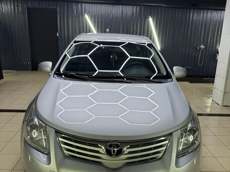 2009 Toyota Avensis III, серебристый, 1200000 рублей, вид 2