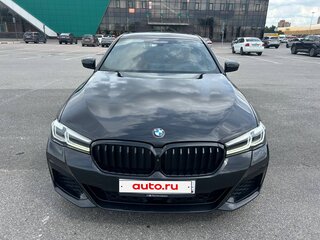2021 BMW 5 серии 520i VII (G30/G31/G38) Рестайлинг, чёрный, 4500000 рублей, вид 2