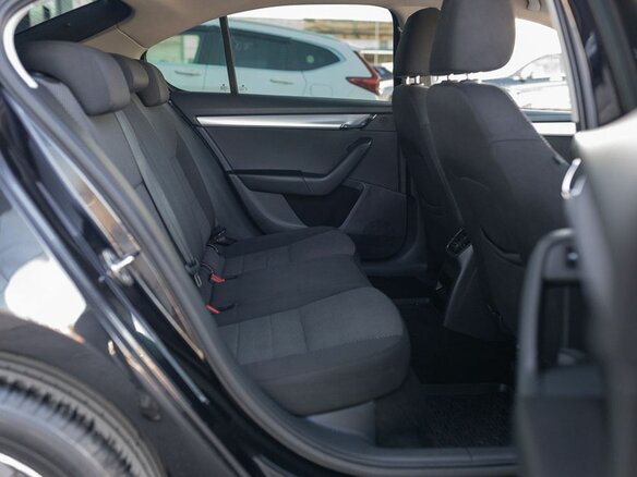 2013 Skoda Octavia III (A7), чёрный, 765000 рублей - вид 15