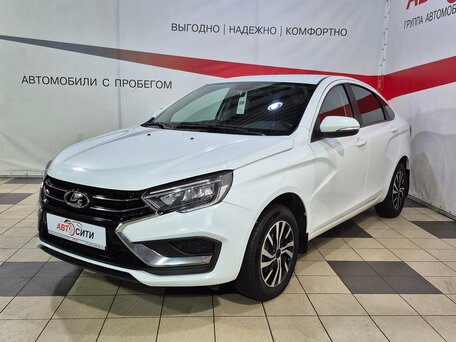 2023 Lada (ВАЗ) Vesta I Рестайлинг (NG), белый, 895000 рублей, вид 4