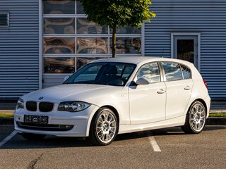 2008 BMW 1 серии 116i I (E81/E82/E87/E88) Рестайлинг, белый, 895000 рублей, вид 1