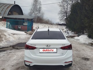 2018 Hyundai Solaris II, белый, 850000 рублей, вид 3