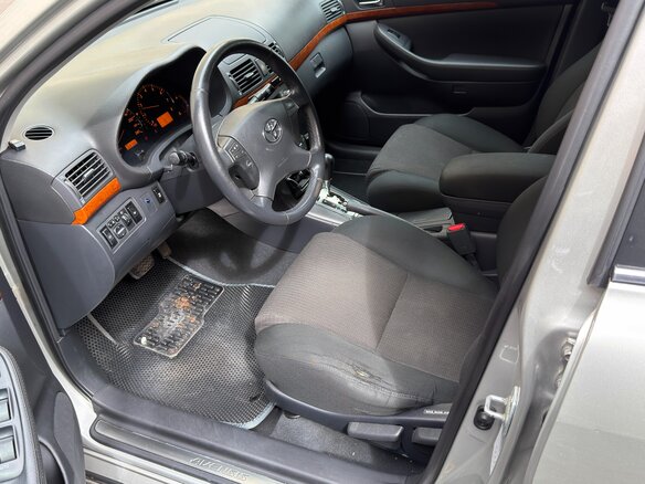 2006 Toyota Avensis II Рестайлинг, серый, 786000 рублей - вид 8