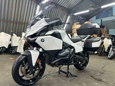 2025 BMW R 1300 RT, белый, 3200000 рублей, вид 2
