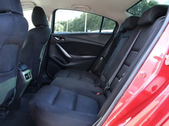 2016 Mazda 6 III (GJ) Рестайлинг, красный, 1645000 рублей - вид 9