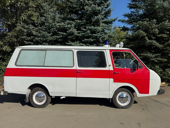 1989 РАФ 2203, белый, 1000000 рублей - вид 10