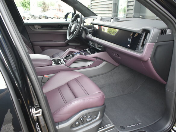 2026 Porsche Cayenne GTS III Рестайлинг, чёрный, 26490000 рублей - вид 15