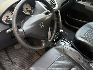 2010 Peugeot 207 I Рестайлинг, чёрный, 495000 рублей, вид 5
