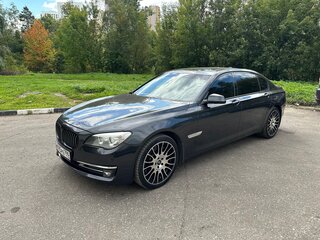 2013 BMW 7 серии 750i xDrive V (F01/F02/F04) Рестайлинг, серый, 1600000 рублей, вид 1