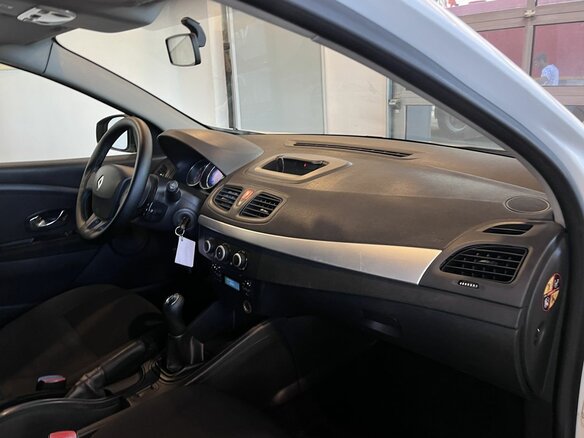 2014 Renault Fluence I Рестайлинг, белый - вид 12