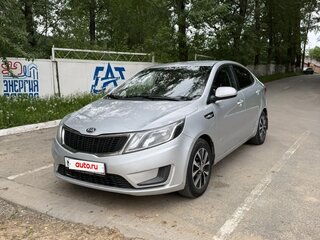 2015 Kia Rio III, серебристый, 710000 рублей, вид 1
