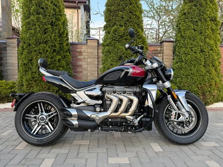 2023 Triumph Rocket 3, красный, 2279565 рублей, вид 1