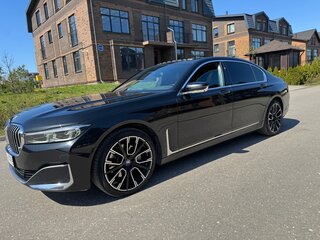 2019 BMW 7 серии Long 730Ld xDrive VI (G11/G12) Рестайлинг, чёрный, 6990000 рублей, вид 4