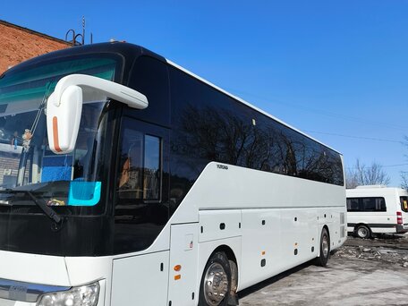 2017 Yutong ZK6122H9, белый, 6300000 рублей, вид 3