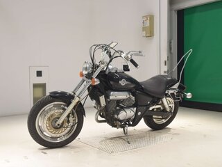 1996 Honda Magna, чёрный, 332000 рублей, вид 3