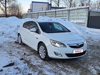 2010 Opel Astra J, белый, 570000 рублей, вид 4