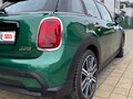 2021 Mini Hatch Cooper III (F55/F56) Рестайлинг 2, зелёный, 2700000 рублей - вид 6