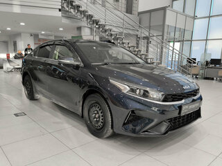2022 Kia Cerato IV Рестайлинг, синий, 1540000 рублей, вид 3