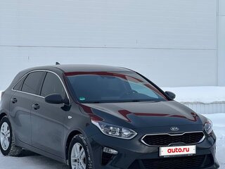 2021 Kia Ceed III, серый, 1830000 рублей, вид 3